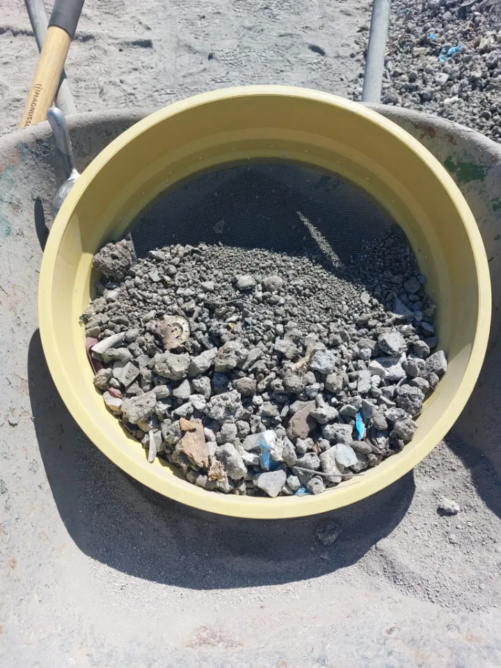 Tamisage de mâchefers sur site